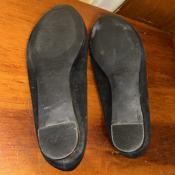 Roberta do Camerino Suede with Gold Knot Ballet Flats - Picture 2 of 4